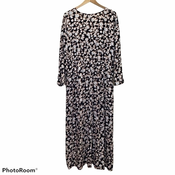 Eloquii Floral Double Slits Long Sleeve Maxi Dress - Picture 5 of 9